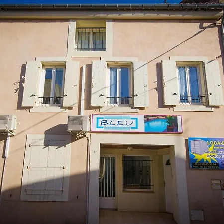 Le Petit Soleil Yourhosthelper